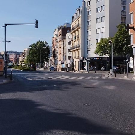 Joli Appart A 10 Minutes De Paris En Metro - Parking Offert Saint-Ouen  Εξωτερικό φωτογραφία