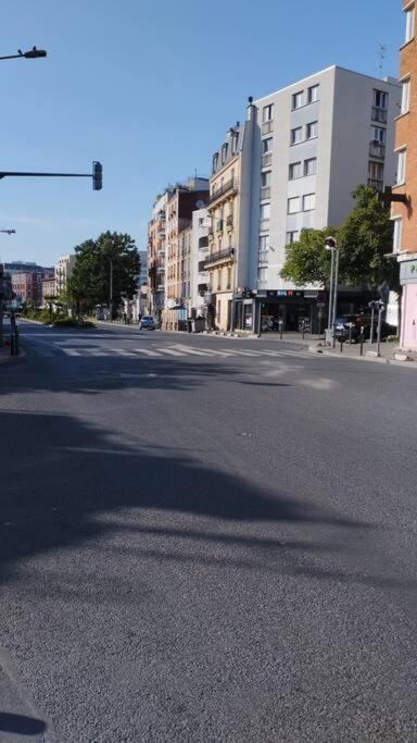 Joli Appart A 10 Minutes De Paris En Metro - Parking Offert Saint-Ouen  Εξωτερικό φωτογραφία